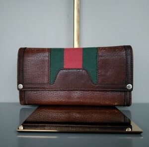 Gucci Brown Leather Wallet with Red and Green Accent
